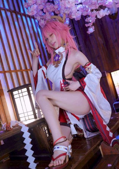 《艳美》动漫在线观看
